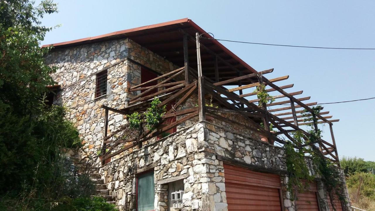 Stonehouse 2 Bedroom Chalet On Olympus Amazing View Petra  Экстерьер фото