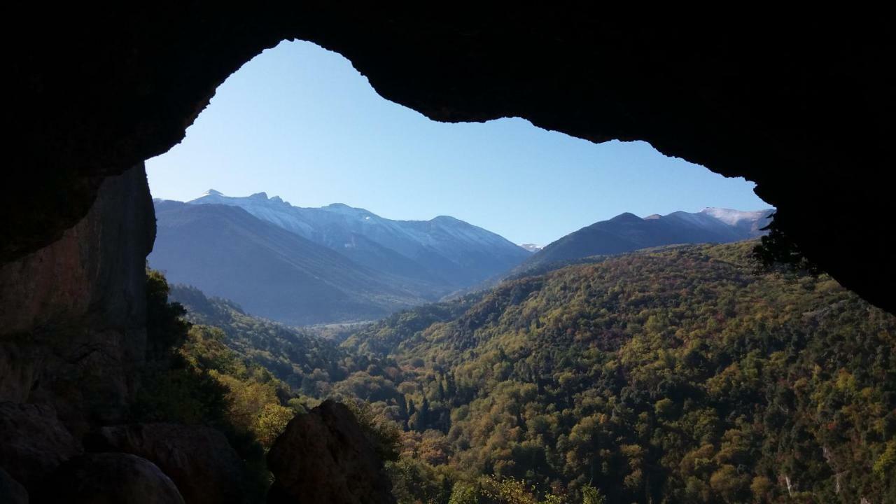 Stonehouse 2 Bedroom Chalet On Olympus Amazing View Petra  Экстерьер фото